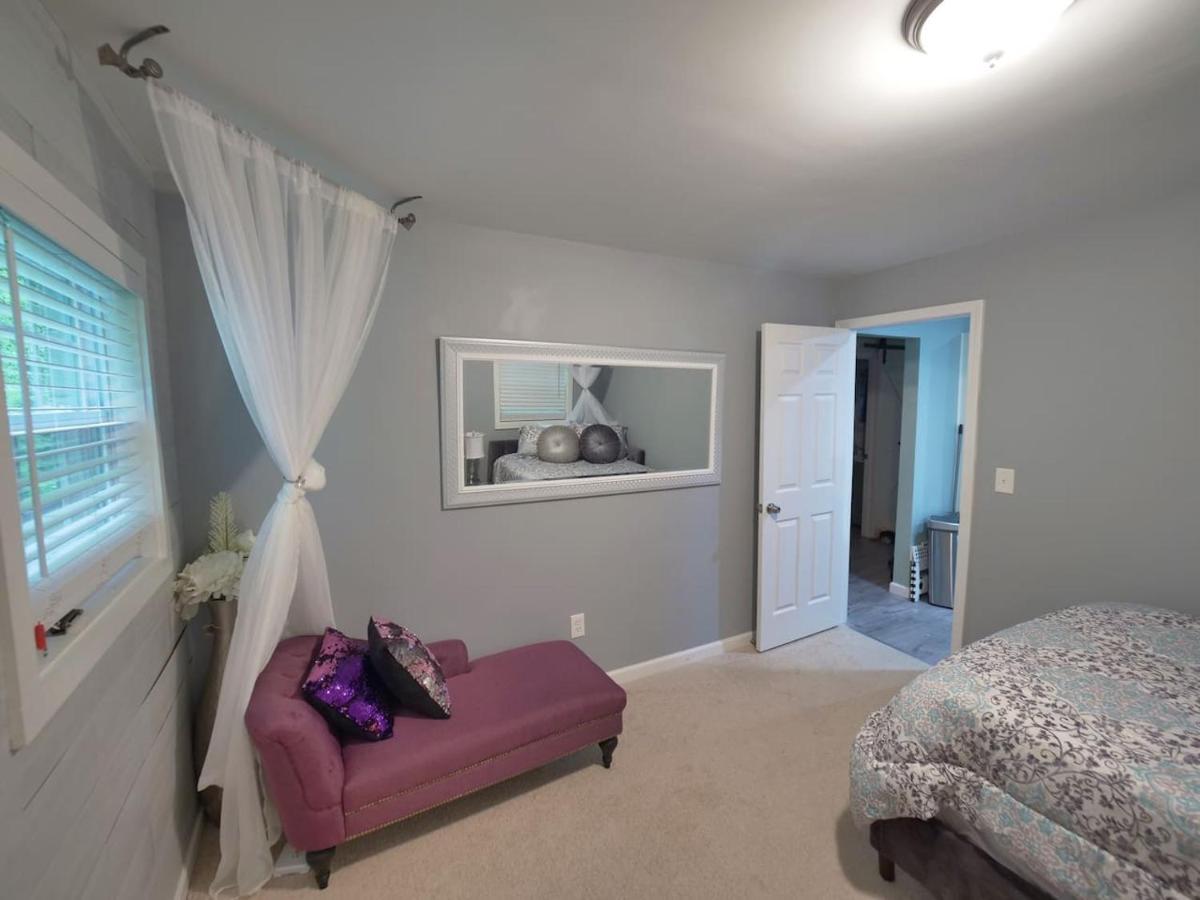 Holiday home 10 Minutes From Mercedes Benz Stadium *